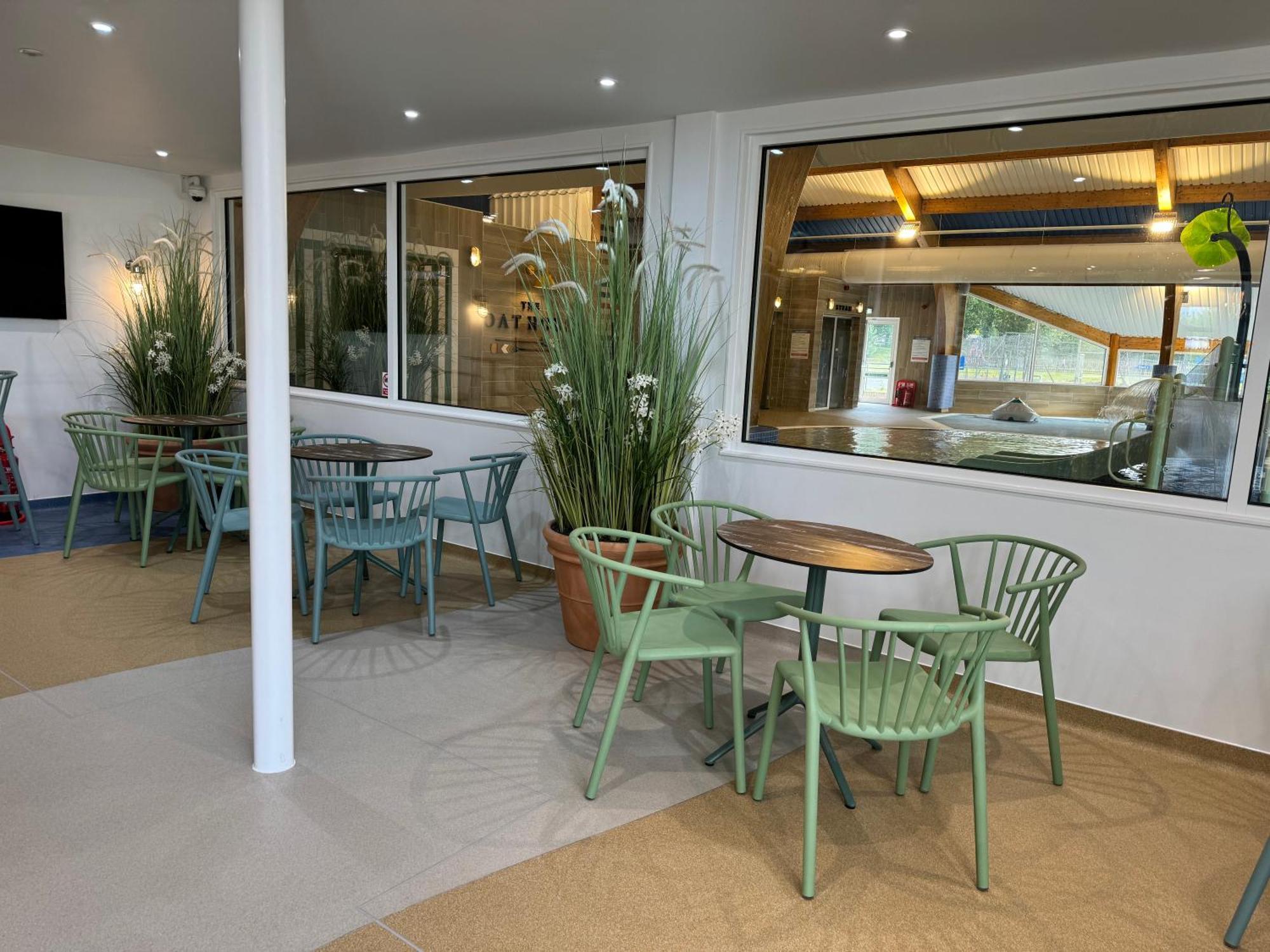 Mallard Corner, Cosy Cotswold Lakeview Lodge South Cerney Exteriör bild